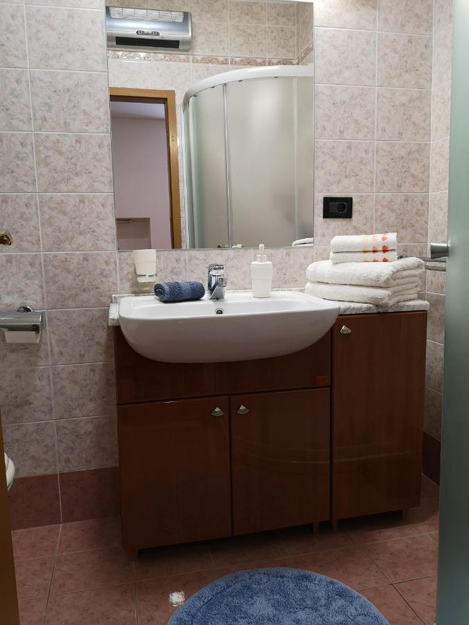 Apartmaji Mavita Piranアパートメント エクステリア 写真